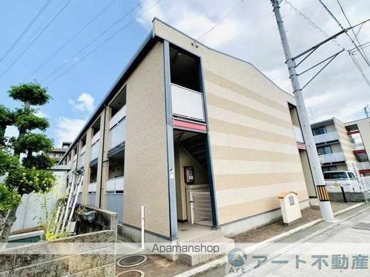 レオパレスグランドカメリアⅦ110の外観