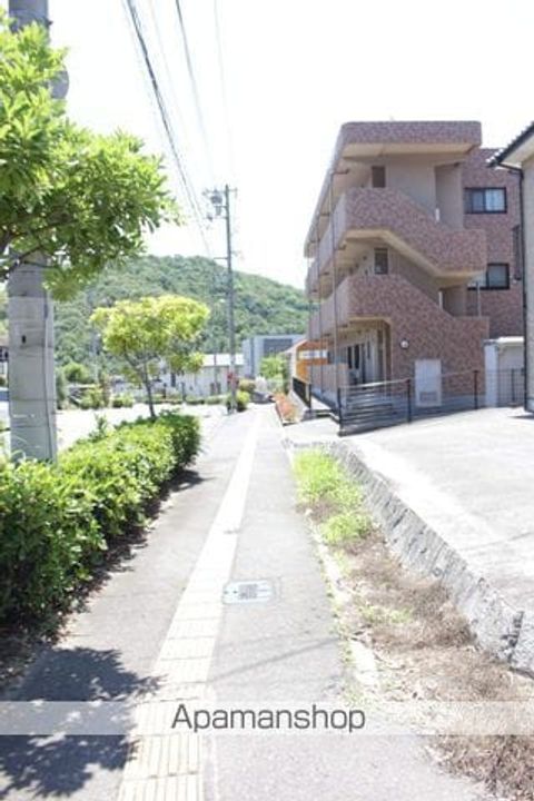 広島県尾道市平原3丁目の賃貸アパートの周辺
