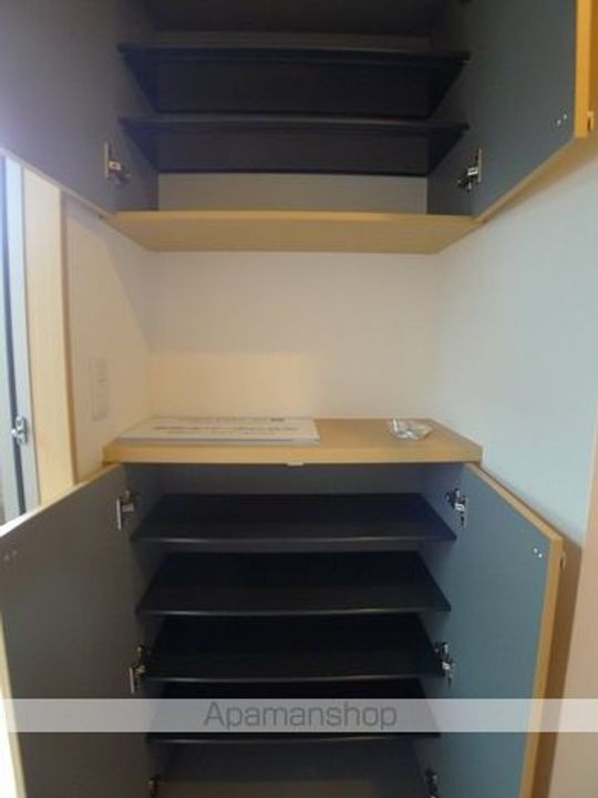 アパート千蔵102の玄関