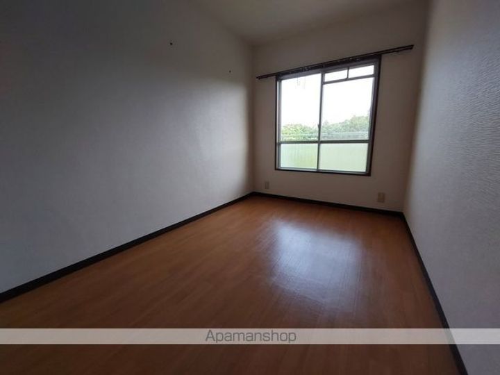 梅ヶ丘マンション402の内装