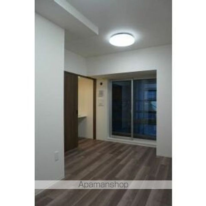 TENAS泉701の居間