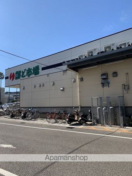21コスモス恒久の周辺