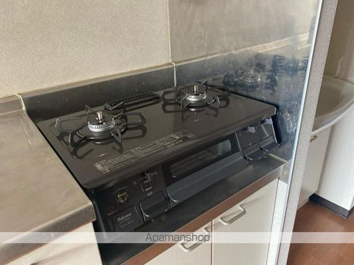 香川県高松市亀田町の賃貸アパートの内装