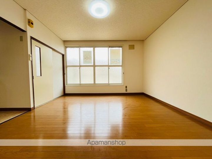 コーポサンシ3号棟5号室の内装
