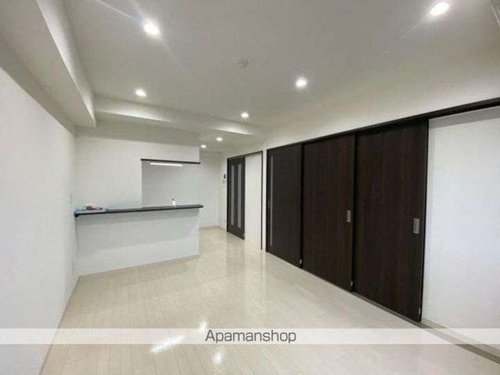 アルト栗林公園403の内装