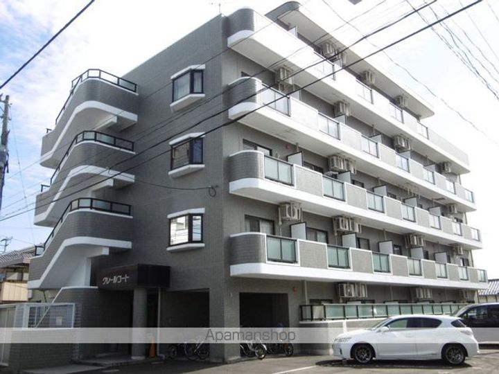 クレールコートの外観