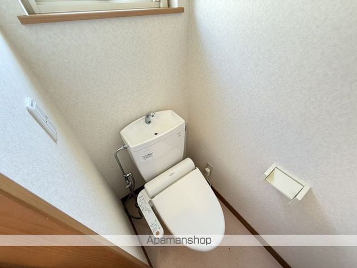 富岡町2丁目26番1棟2戸右のその他画像
