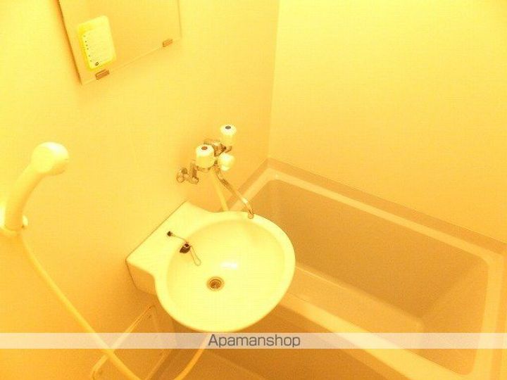 レオパレス南笹口106の風呂