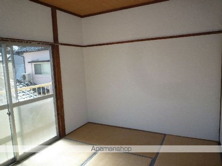 コーポ佳201の居間