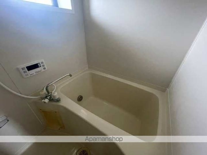 ロイヤルシャトー今泉Bの内装