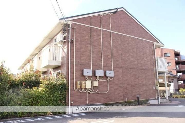 サンハイツINAの外観