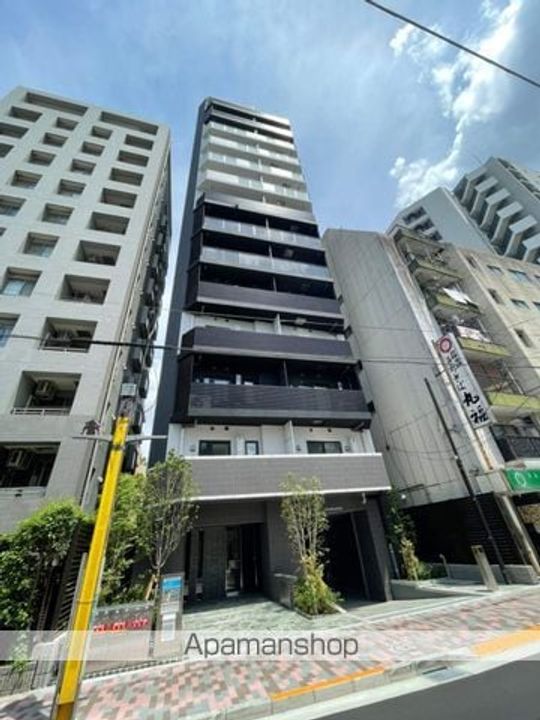 東京都中野区弥生町2丁目の賃貸マンションの外観