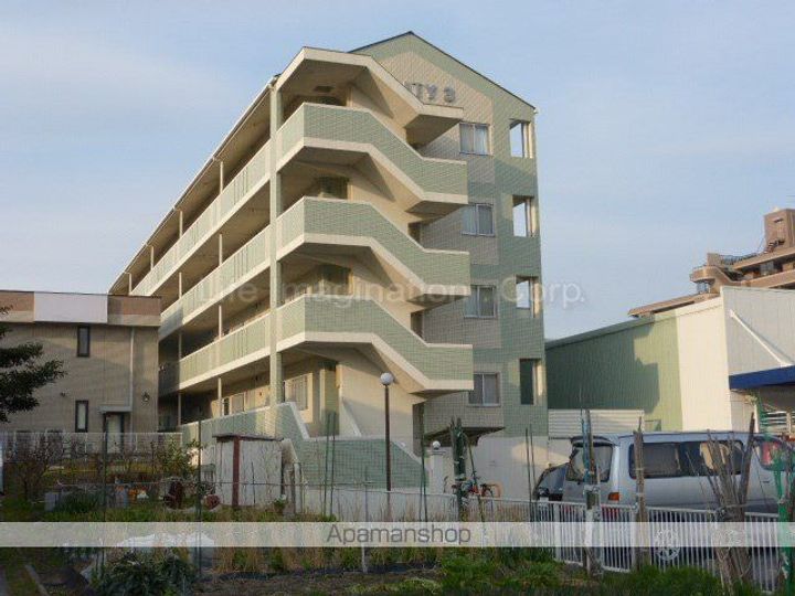 滋賀県大津市松山町の賃貸マンションの外観