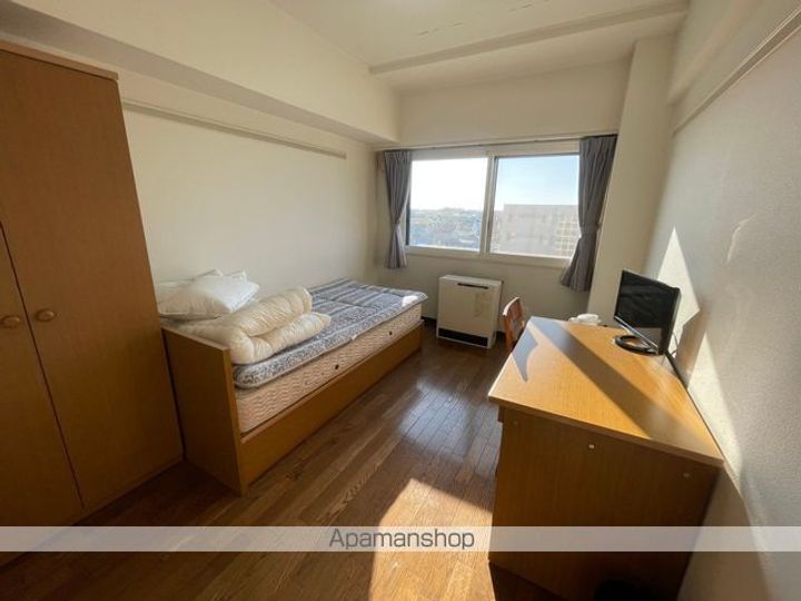 鳳乃舞雄飛が丘415の居間