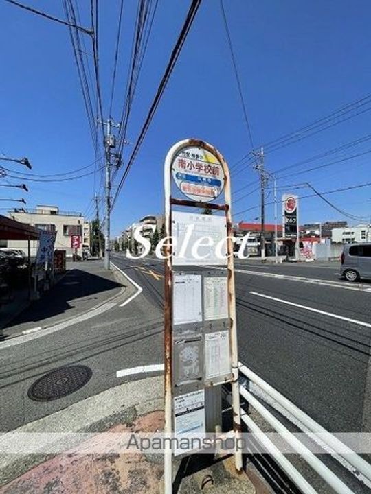 ジュネス上大岡の周辺