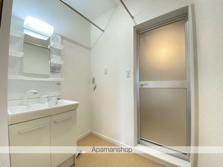 MSクリック103の内装