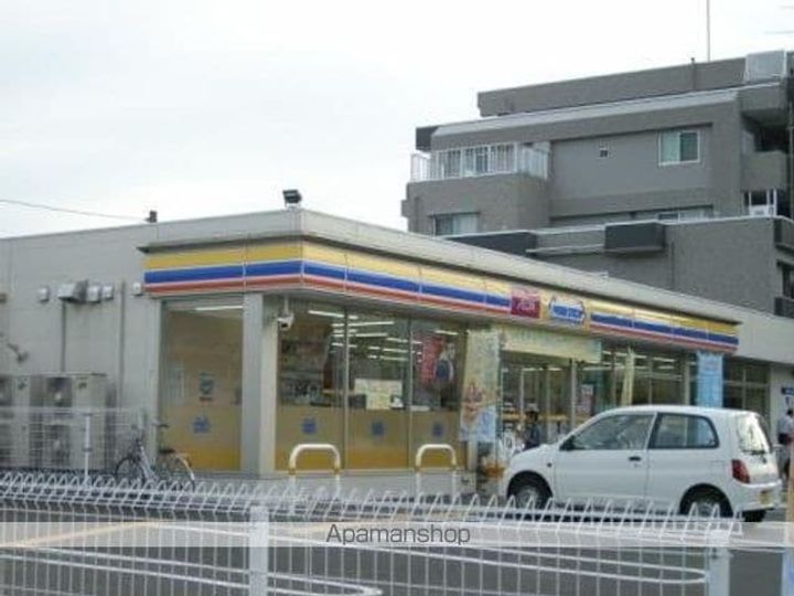 ユタカハイツ201の周辺