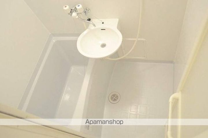 レオパレスルミナーレ201の風呂