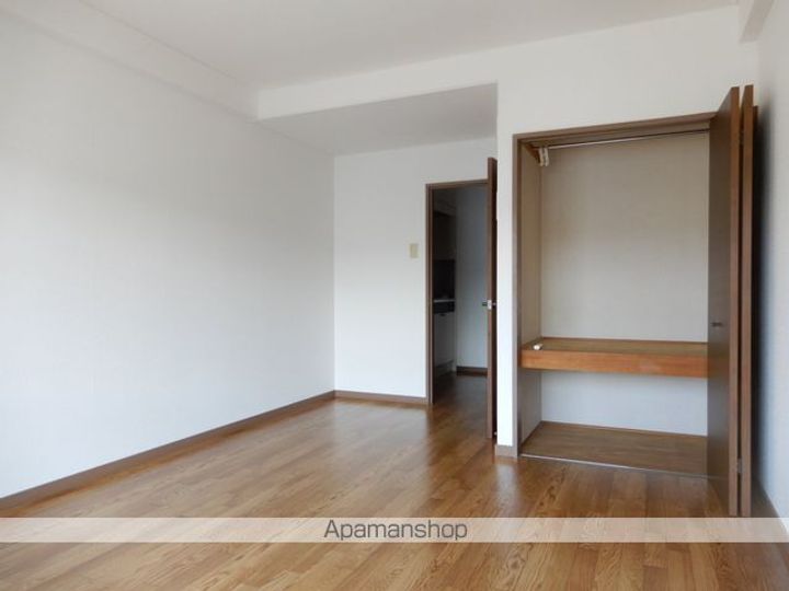 フレグランス萩原の内装