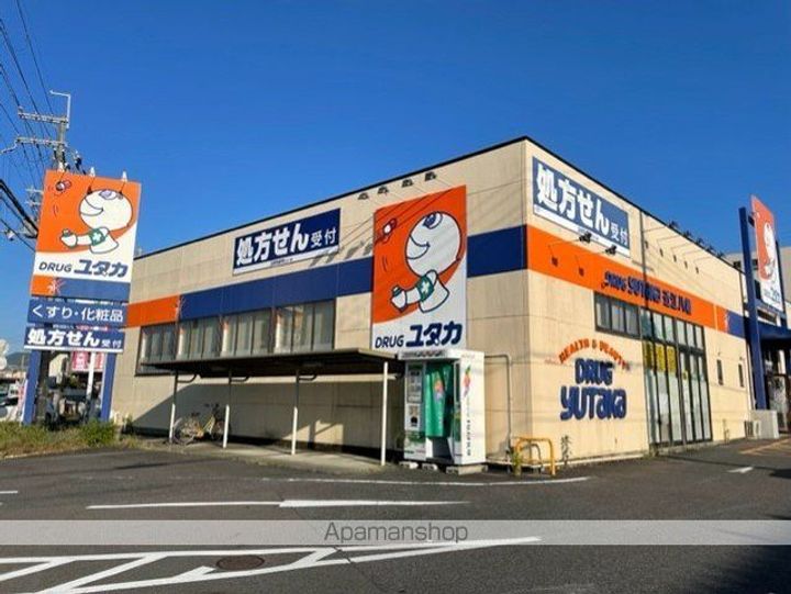 レセンテ出町 C棟の周辺