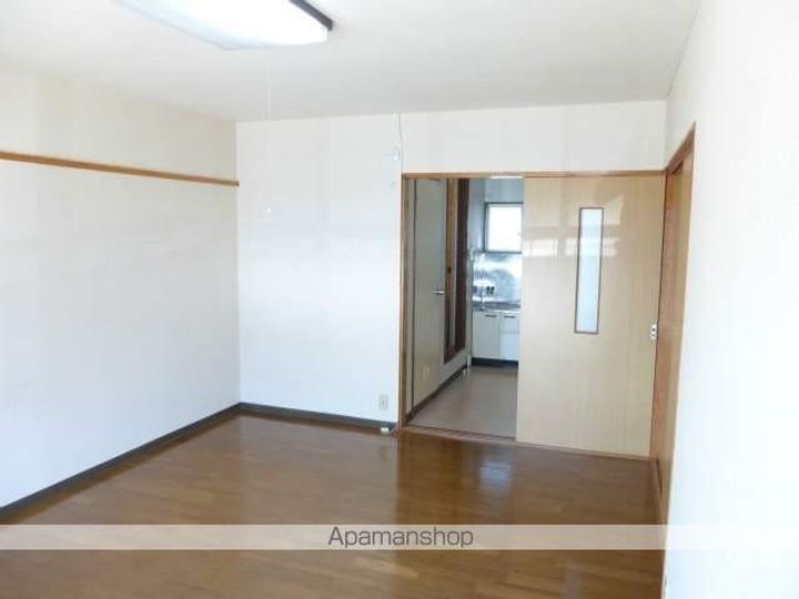 コーポソリマチ203の居間