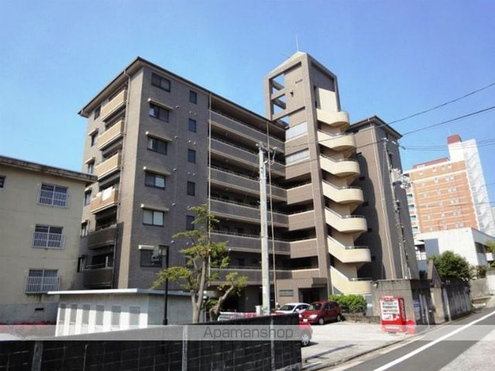 響水館の外観