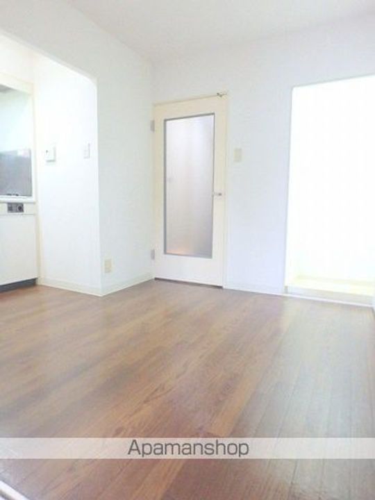 神奈川県川崎市宮前区南平台の賃貸マンションの内装