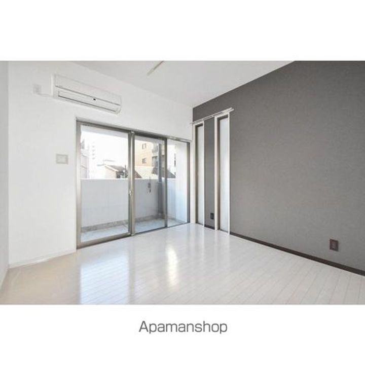 愛知県名古屋市中区新栄1丁目の賃貸マンションの内装