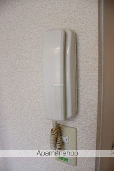 レオパレスCIEL(シェル)102の玄関