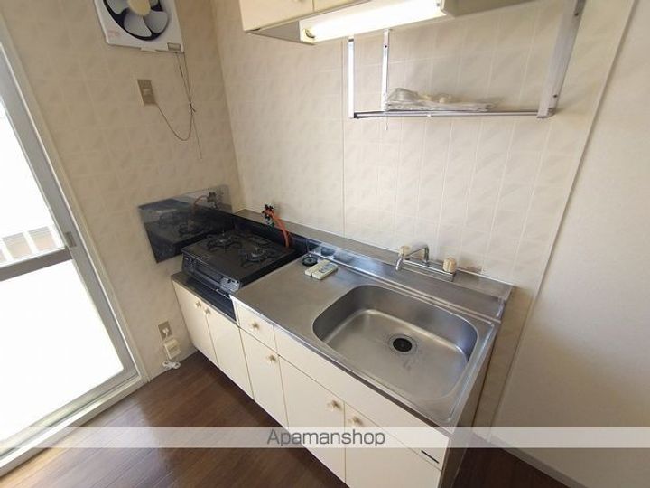愛知県丹羽郡扶桑町大字高雄字薬師堂の賃貸アパートのキッチン