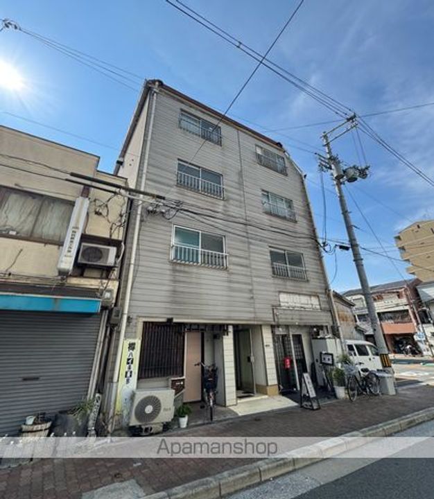 美濃マンションの外観