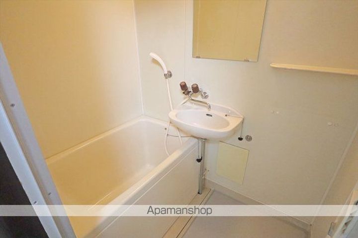 福島県郡山市安積町日出山2丁目の賃貸アパートの風呂