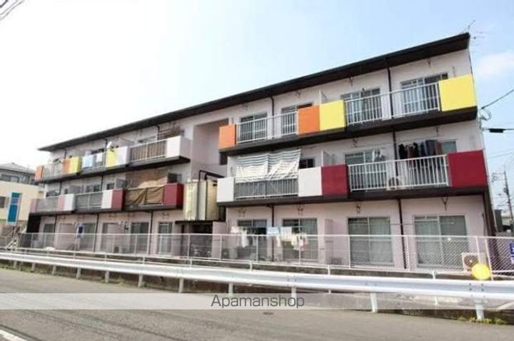 メゾン富田の外観