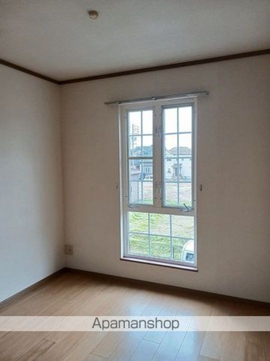 アヴニ−ル T.Mのその他画像