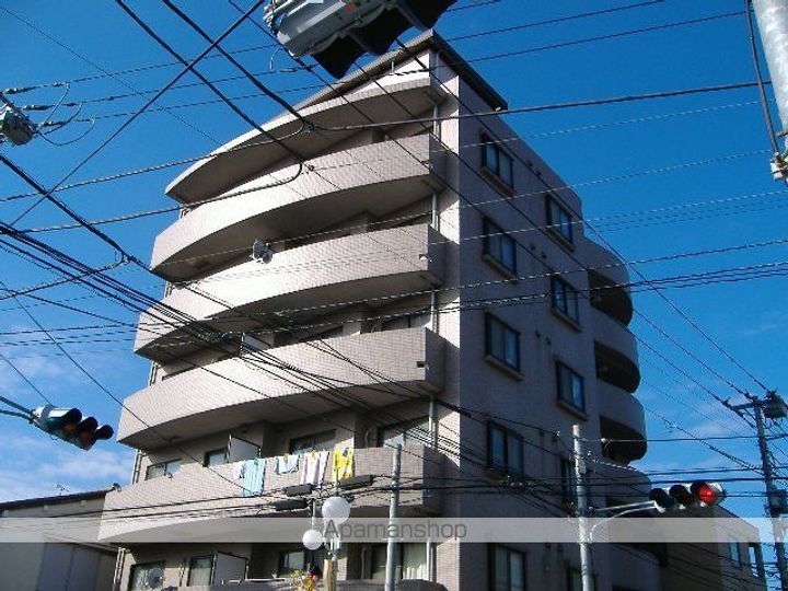 ピアフローラー301の外観