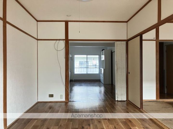 愛媛県新居浜市宇高町1丁目の賃貸マンションF320の内装