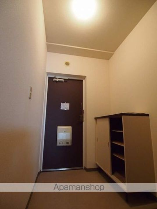 ミレニアムユウアイ203の玄関