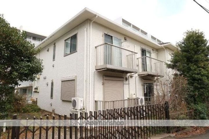 ウィステリア砧の外観