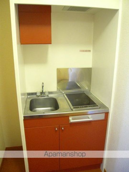 レオパレス小原田204のキッチン