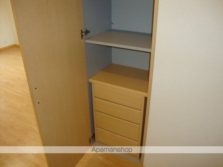 愛知県名古屋市西区歌里町の賃貸マンションの内装