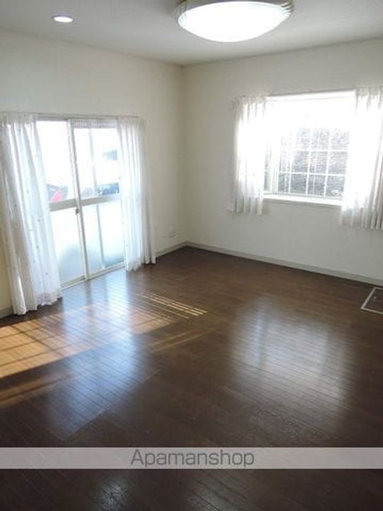 大阪府泉北郡忠岡町高月北2丁目(一戸建)の賃貸物件戸建ての居間