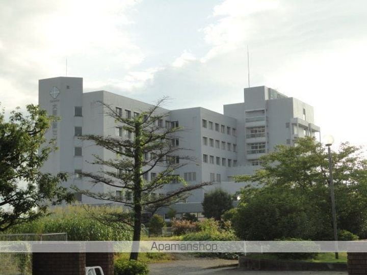 ラポムフルール(LA POMME FLEUR)の周辺