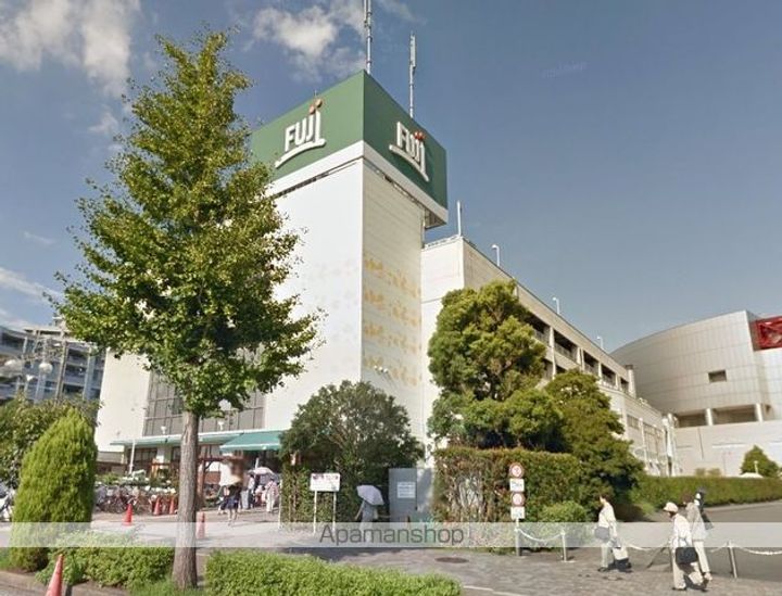 ロイヤルパレス七番館106の周辺