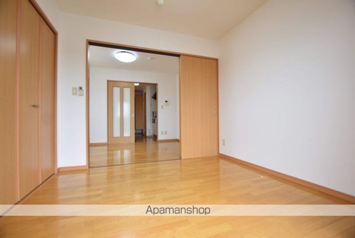 しゃとれ東勝山の居間