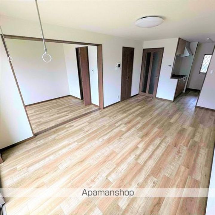 MAISONCHATEAU・MAKO203の居間