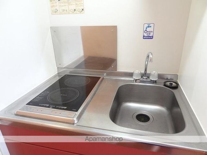 香川県高松市由良町の賃貸アパートのキッチン