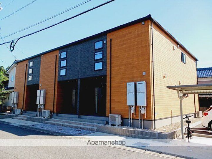 岐阜県岐阜市琴塚3丁目の賃貸アパートの外観