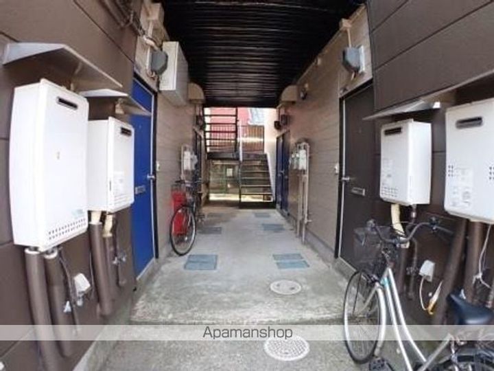 シャトレーゼ鐙106の外観
