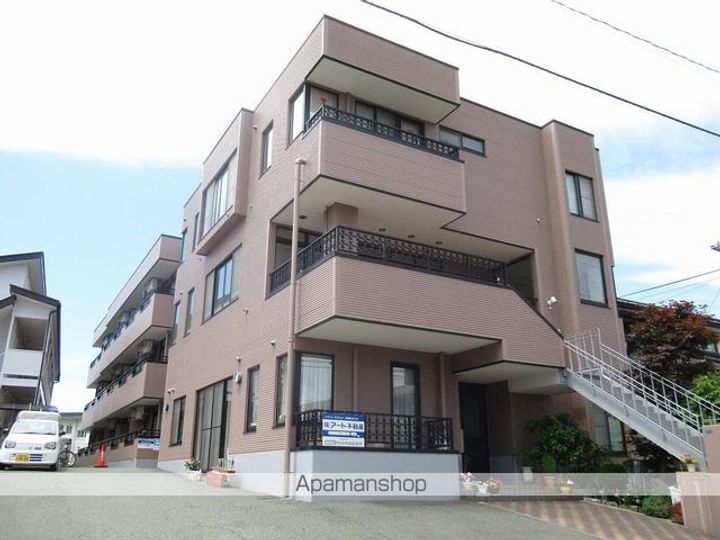 ラントレ103の外観