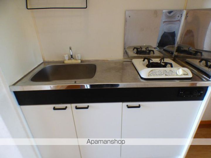 セジュール上ノ山 A棟のキッチン